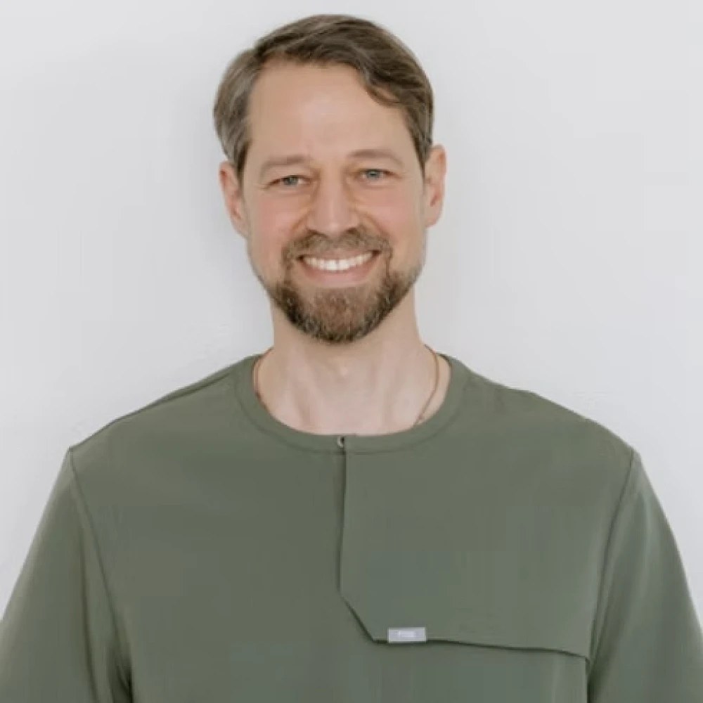 Portraitfoto von Hajo Müller